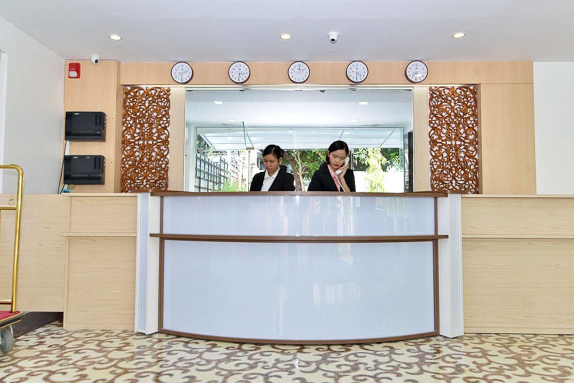 Serene Valley Hotel Rangum Exterior foto